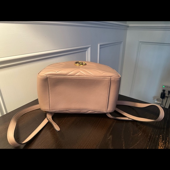 Gucci Marmont Backpack in Dusty Pink - Picture 3 of 4